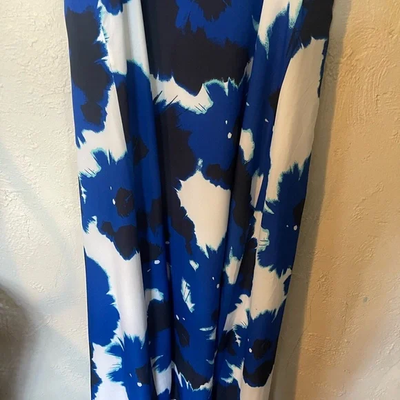 Banana Republic Maxi NWT Floral Blue and Black Dress - Picture 9 of 9